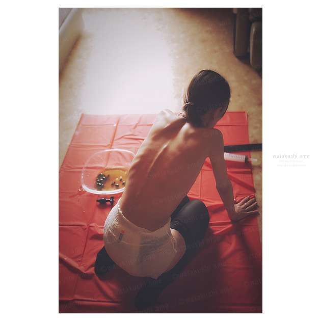 追加で150ccほどグリセリン浣腸されてのたうち回るアナル奴隷。紙オムツを履かされ羞恥を味わうのもSM調教 アナル・浣腸・排泄・拡張調教 